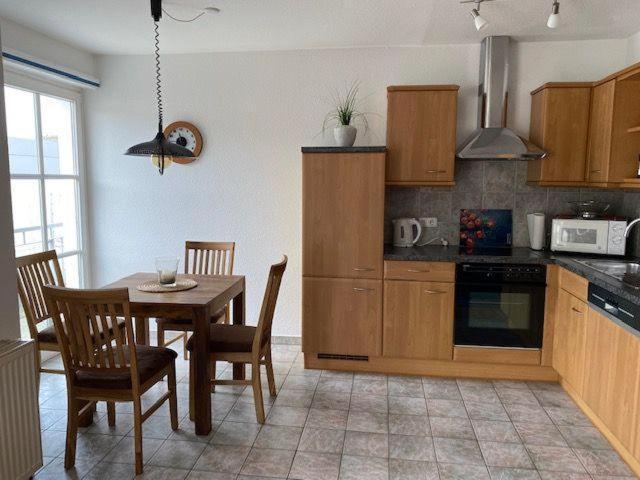 Haus-Olymp-Apartement-01-Kuehlungsborn-Nur-50-M-Bis-Zum-Strand-Ca-50-M2-2-Raeume-Sehr-Gepflegt Экстерьер фото